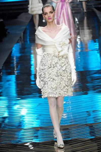 Look 49